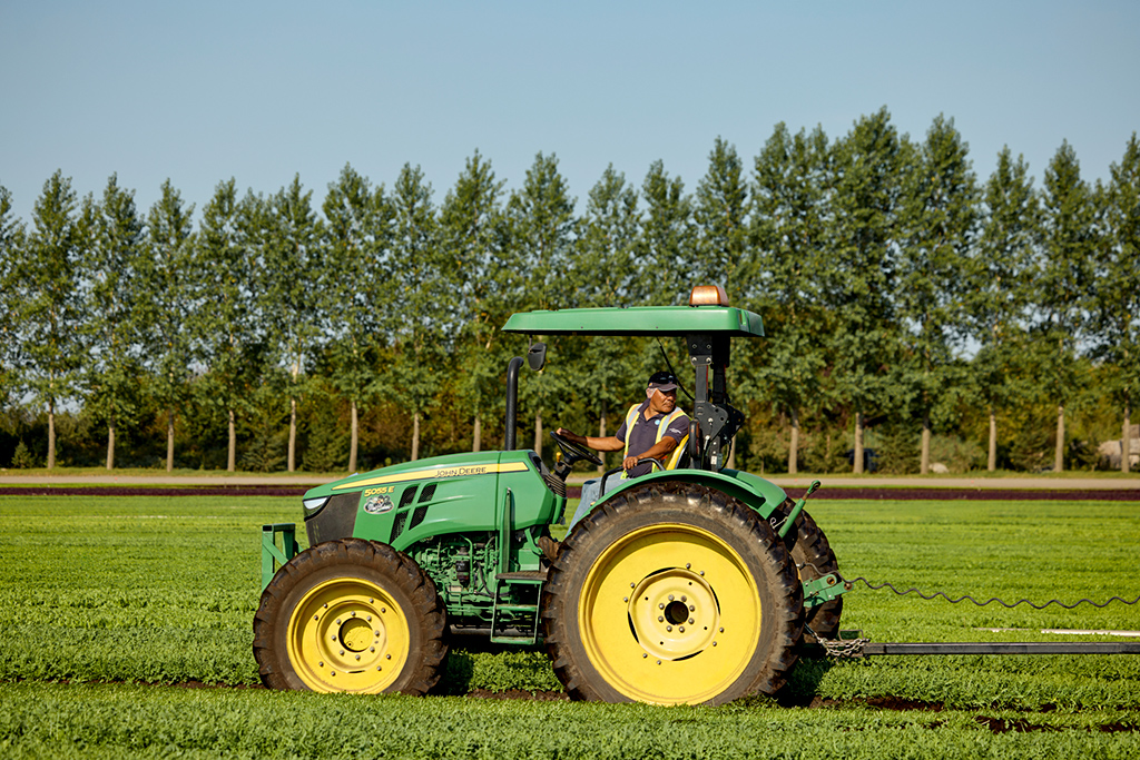 Dans un monde marqué par les changements climatiques, notre entreprise ressent directement les effets de ces bouleversements.